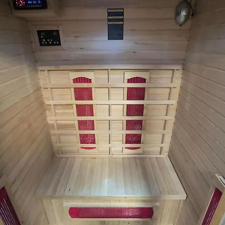 Le Cupidon, Cocon Prive Avec Spa, Sauna, Cinema Netflix Et Jardin Prive * Montigny-le-Bretonneux