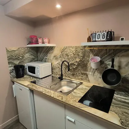 Le Cupidon, Cocon Prive Avec Spa, Sauna, Cinema Netflix Et Jardin Prive Appartement *